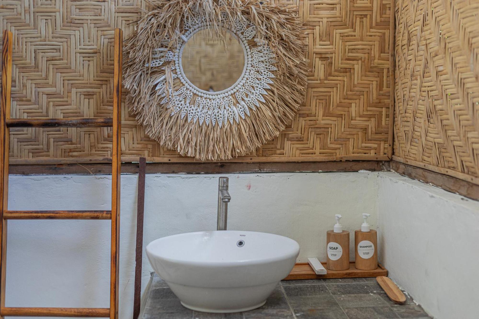 Hotel Camani Glamping Karangasem Esterno foto